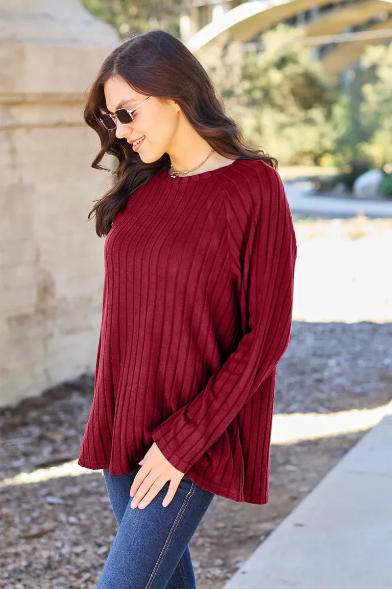 Women's Ribbed Round Neck Long Sleeve Knit Blouse