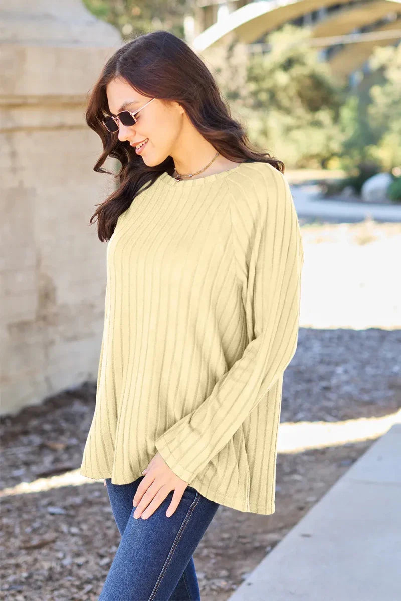 Women's Ribbed Round Neck Long Sleeve Knit Blouse