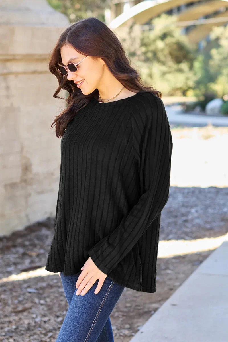 Women's Ribbed Round Neck Long Sleeve Knit Blouse