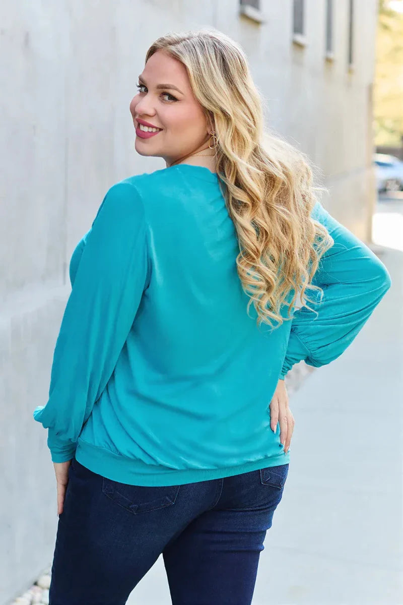 Women's Slightly Stretchy V-Neck Lantern Sleeve Blouse