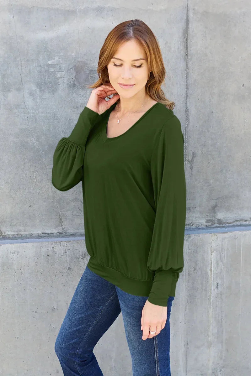 Women's Slightly Stretchy V-Neck Lantern Sleeve Blouse