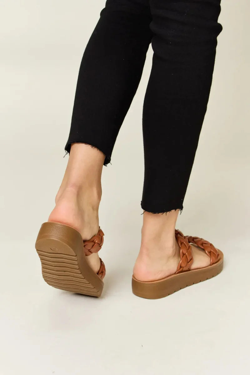 Woven dual band platform sandals for women – flat heel 1 inch